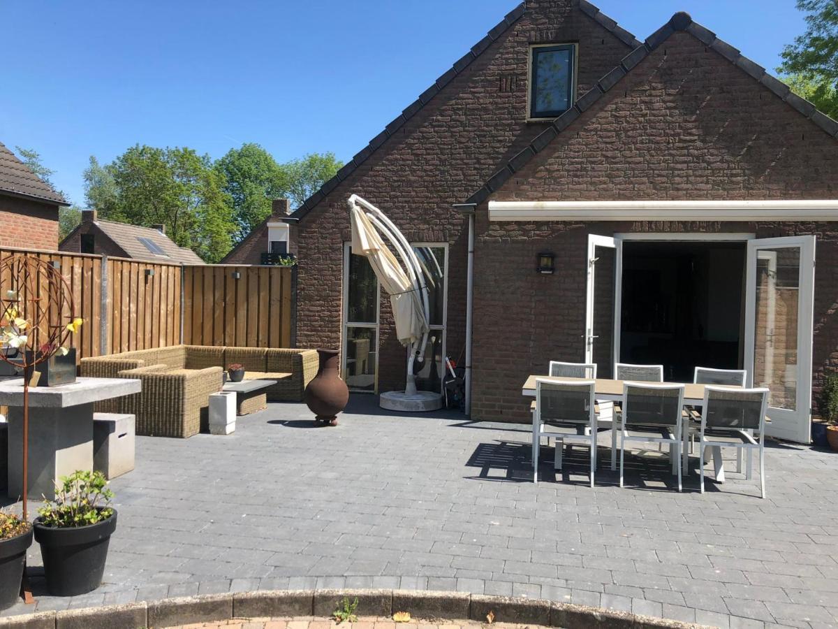 Recreatiewoning Maas en Waal 191 Villa Ewijk Buitenkant foto