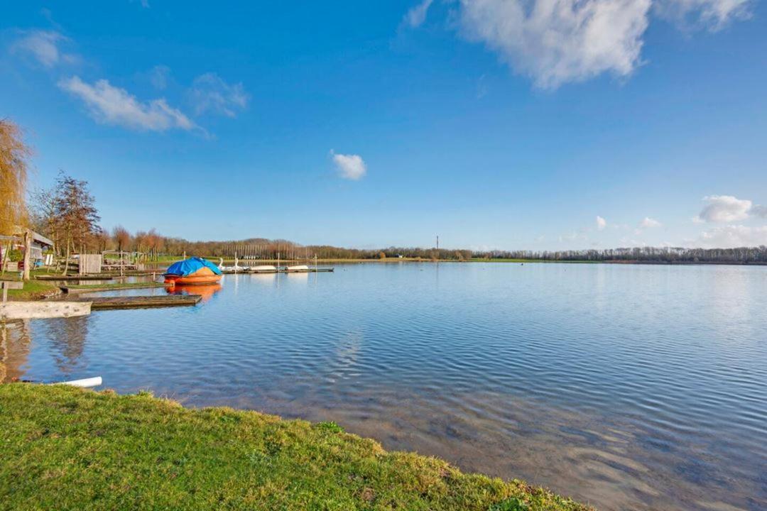 Recreatiewoning Maas en Waal 191 Villa Ewijk Buitenkant foto